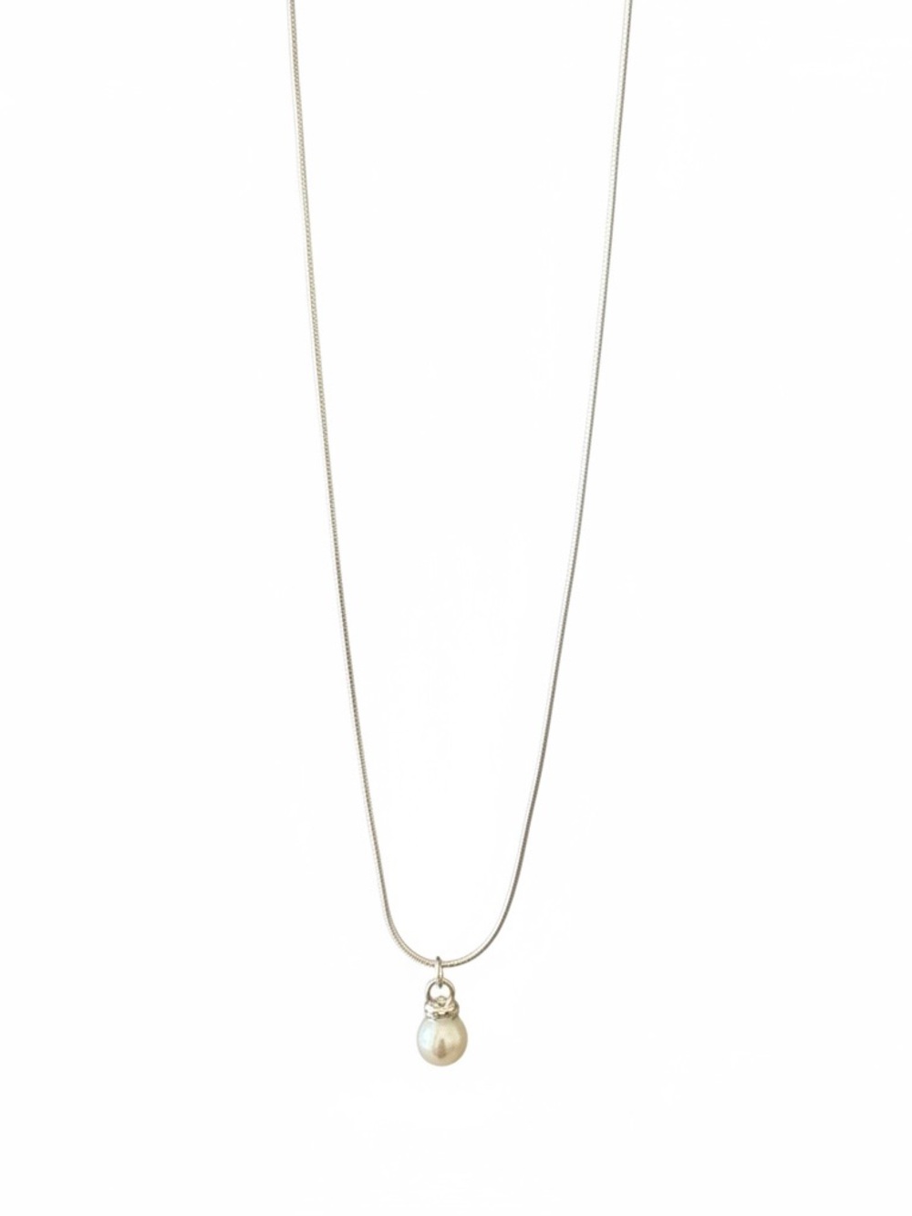 Sterling Silver Pearl Pendant Necklace - White 18”